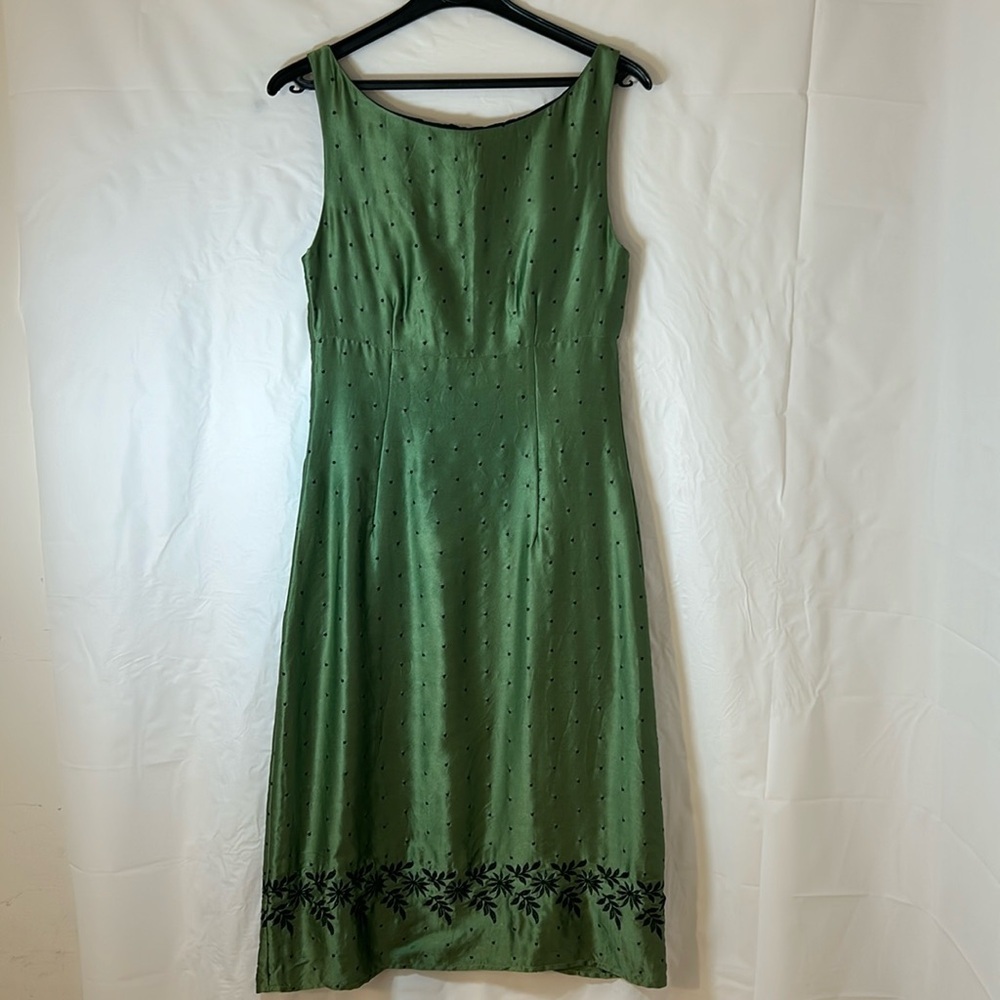 Green 100% Silk Dress 90's Vintage Size 4